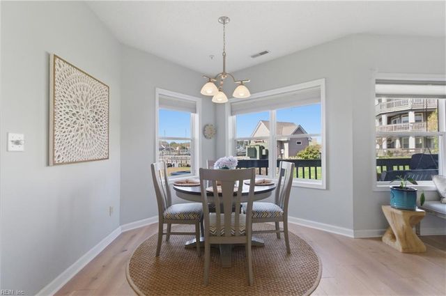 1024 Porte Harbour Arch Apt 104, Hampton, VA 23664