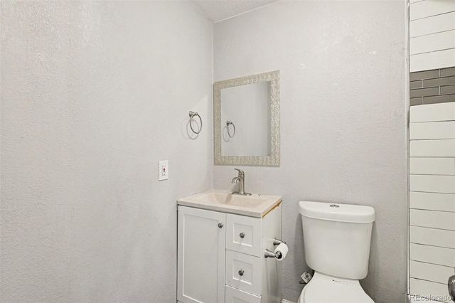 661 E Fremont Avenue, Littleton, CO 80122