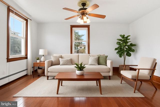 315 W RAILROAD AVE, Shrewsbury, PA 17361