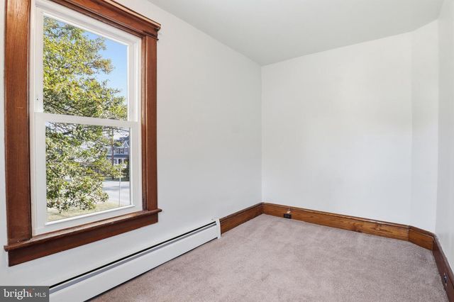 315 W RAILROAD AVE, Shrewsbury, PA 17361