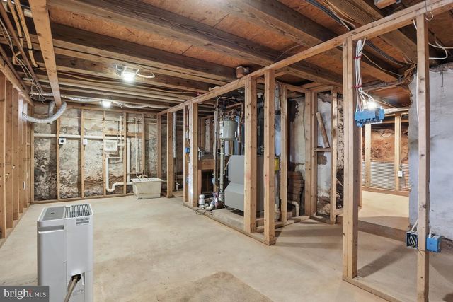 315 W RAILROAD AVE, Shrewsbury, PA 17361