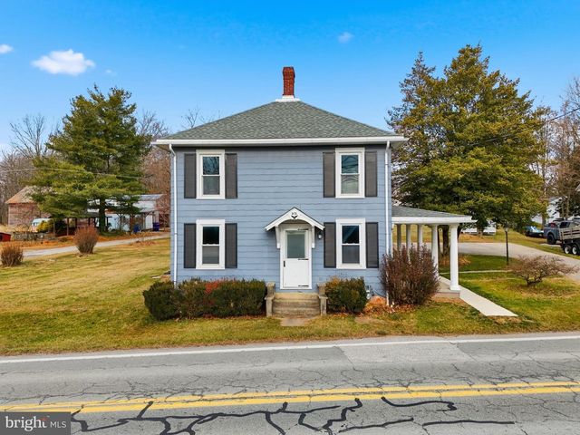 315 W RAILROAD AVE, Shrewsbury, PA 17361