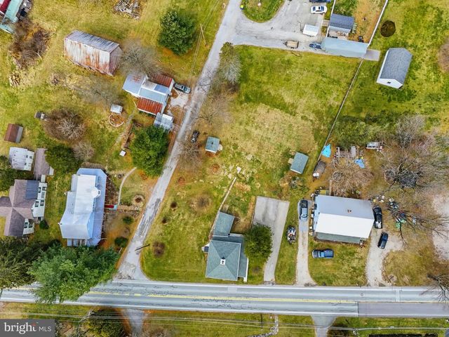 315 W RAILROAD AVE, Shrewsbury, PA 17361