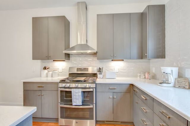 2106 9th Ave N Apt 3, Nashville, TN 37208