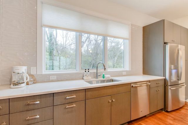 2106 9th Ave N Apt 3, Nashville, TN 37208