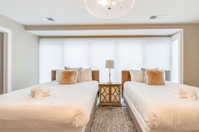 2106 9th Ave N Apt 3, Nashville, TN 37208