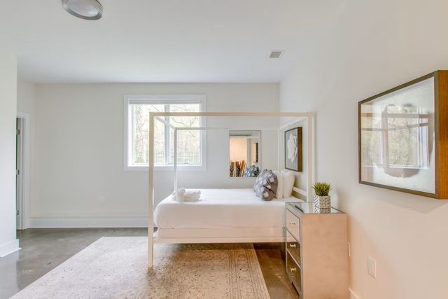 2106 9th Ave N Apt 3, Nashville, TN 37208