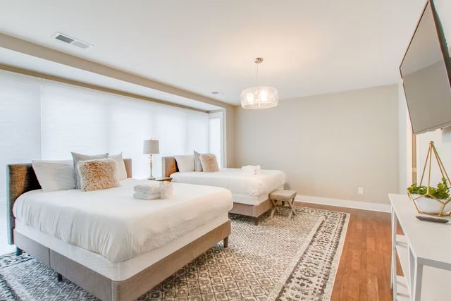 2106 9th Ave N Apt 3, Nashville, TN 37208