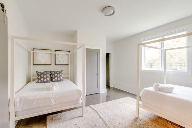 2106 9th Ave N Apt 3, Nashville, TN 37208