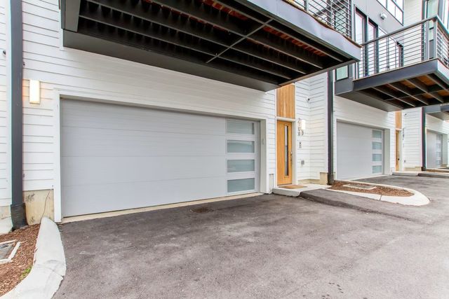 2106 9th Ave N Apt 3, Nashville, TN 37208