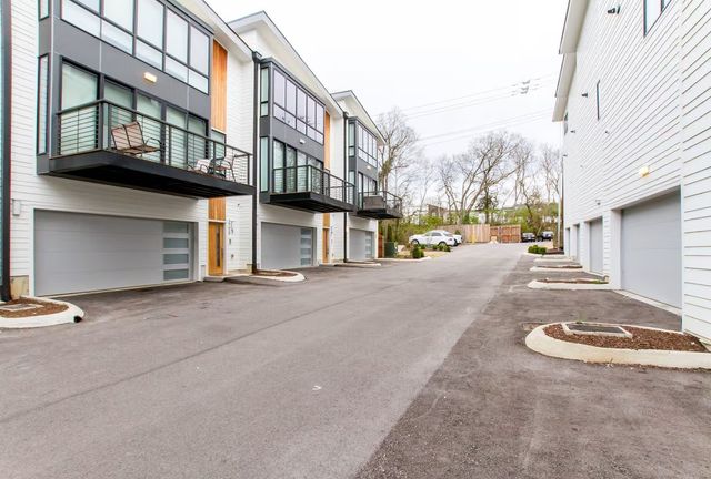 2106 9th Ave N Apt 3, Nashville, TN 37208