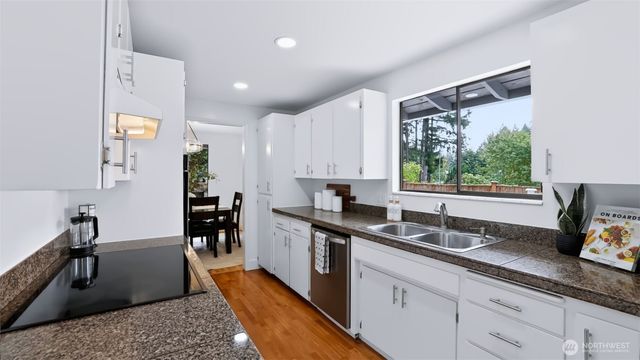 14404 167th Place SE, Renton, WA 98059
