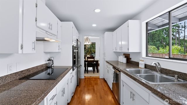 14404 167th Place SE, Renton, WA 98059