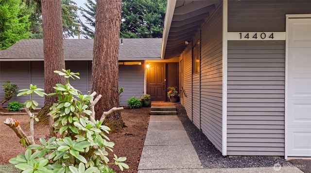 14404 167th Place SE, Renton, WA 98059