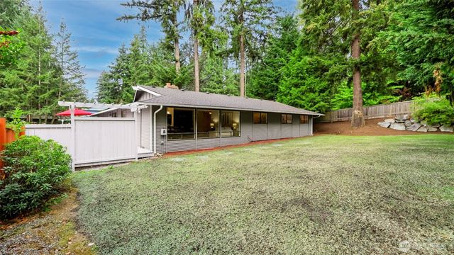 14404 167th Place SE, Renton, WA 98059