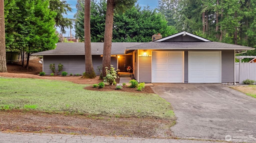 14404 167th Place SE, Renton, WA 98059