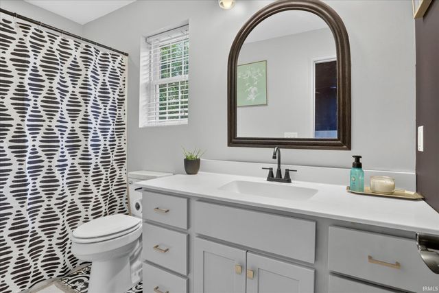 5515 Bay Char Court, Osceola, IN 46561