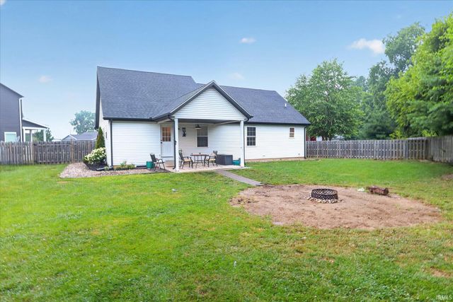 5515 Bay Char Court, Osceola, IN 46561