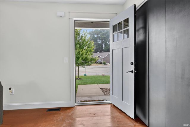 5515 Bay Char Court, Osceola, IN 46561