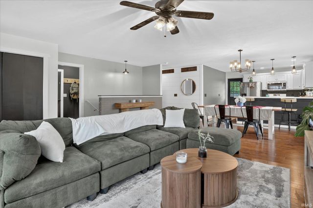 5515 Bay Char Court, Osceola, IN 46561