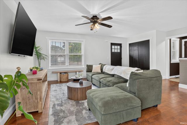 5515 Bay Char Court, Osceola, IN 46561