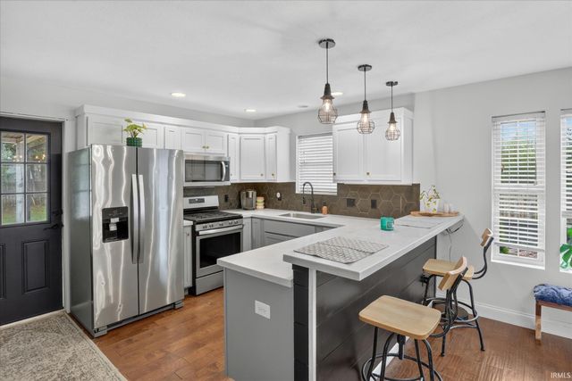 5515 Bay Char Court, Osceola, IN 46561