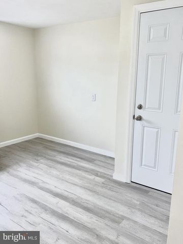 238 COLLEGE DR, Pemberton, NJ 08068