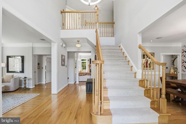 1605 LUPINE DEN CT, Vienna, VA 22182