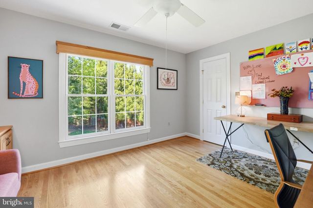 1605 LUPINE DEN CT, Vienna, VA 22182