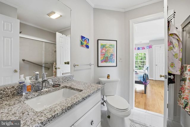 1605 LUPINE DEN CT, Vienna, VA 22182