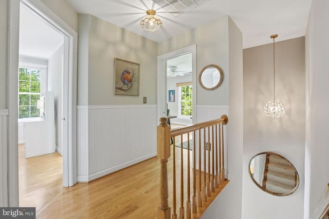 1605 LUPINE DEN CT, Vienna, VA 22182