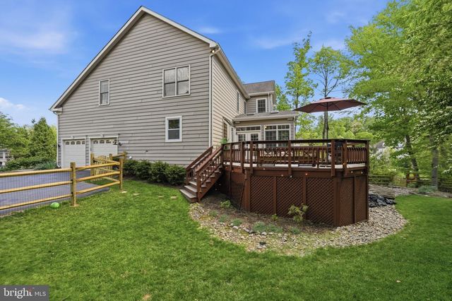 1605 LUPINE DEN CT, Vienna, VA 22182