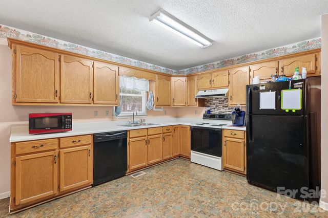 3974 Callie Court, Lenoir, NC 28645