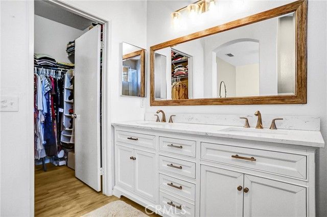 385 Owls Cove Lane, Simi Valley, CA 93065