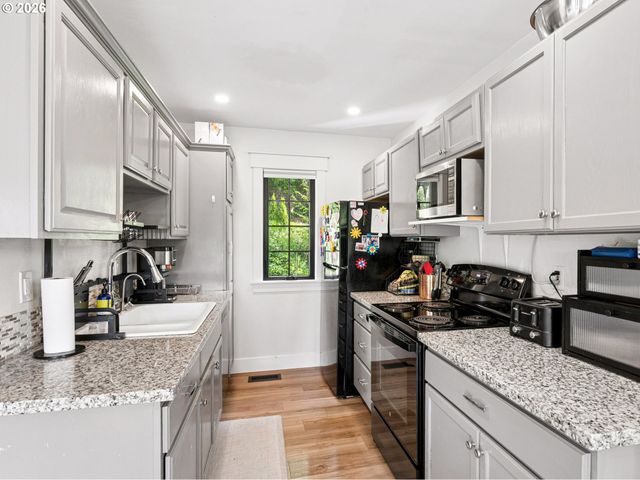 601 4TH Ave, Oregon City, OR 97045