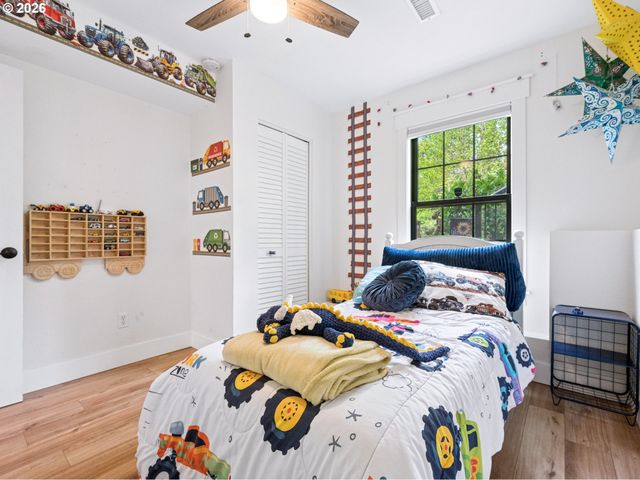 601 4TH Ave, Oregon City, OR 97045