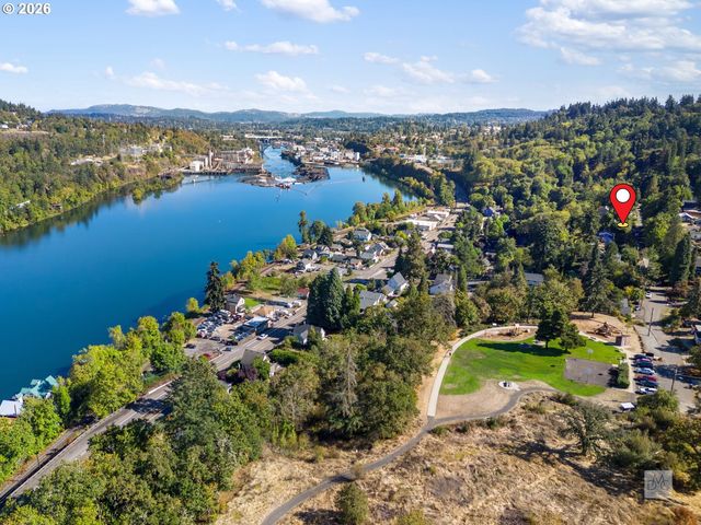 601 4TH Ave, Oregon City, OR 97045