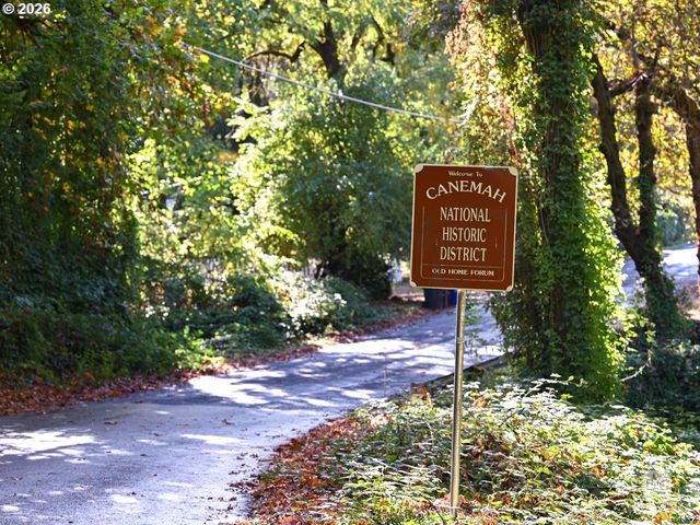 601 4TH Ave, Oregon City, OR 97045