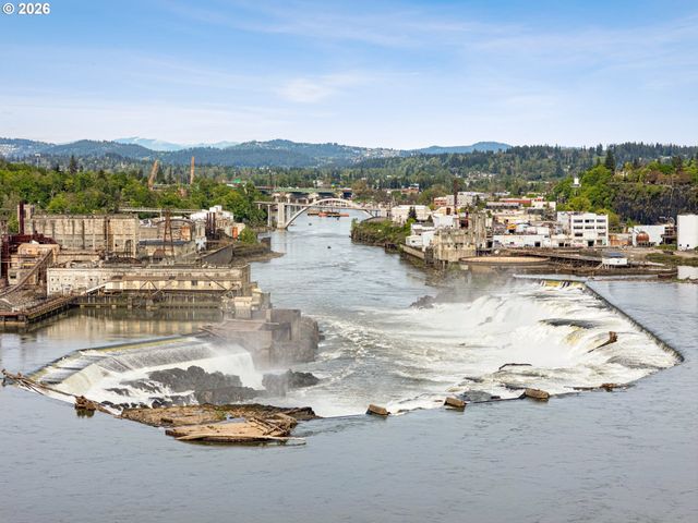 601 4TH Ave, Oregon City, OR 97045