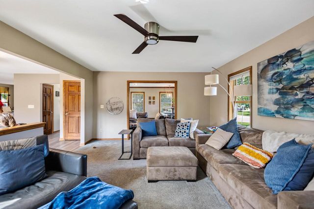 S78W20363 Pasadena DRIVE, Muskego, WI 53150