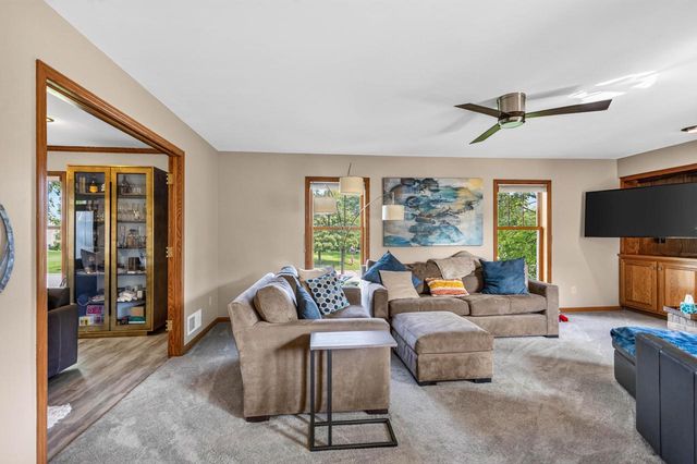 S78W20363 Pasadena DRIVE, Muskego, WI 53150