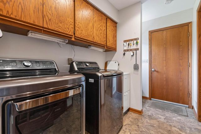 S78W20363 Pasadena DRIVE, Muskego, WI 53150