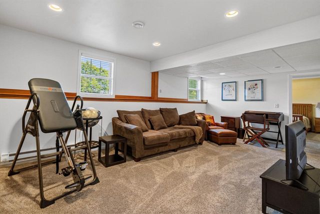 S78W20363 Pasadena DRIVE, Muskego, WI 53150