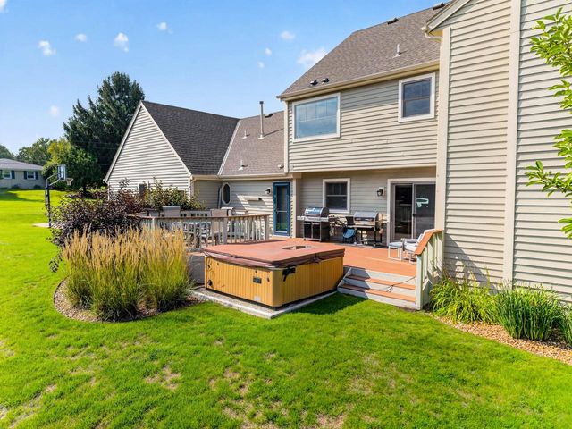 S78W20363 Pasadena DRIVE, Muskego, WI 53150