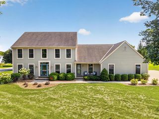 S78W20363 Pasadena DRIVE, Muskego, WI 53150