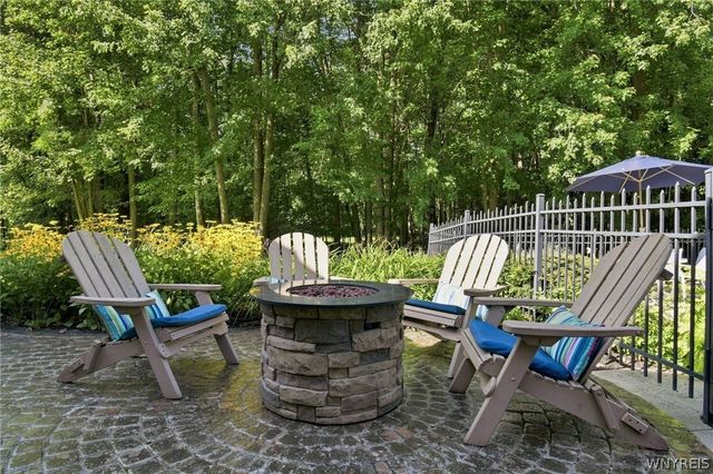 6690 Chesley Court, Clarence, NY 14051