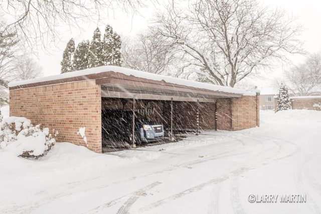 497 Barkwood Court NW, Grand Rapids, MI 49534