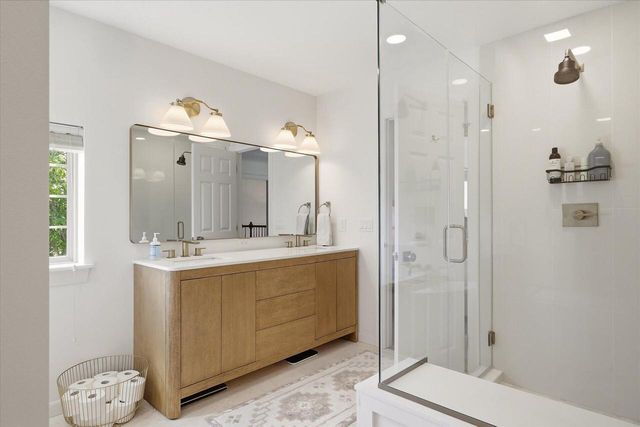917 Parkton DRIVE, Waukesha, WI 53189