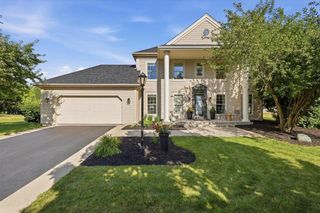 917 Parkton DRIVE, Waukesha, WI 53189