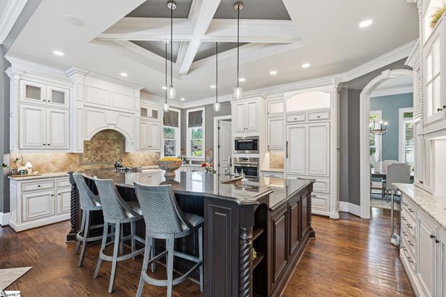 305 Chancery Lane, Simpsonville, SC 29681